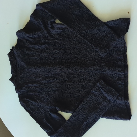 EUC Vince black crinkled black button down S - Picture 6 of 10